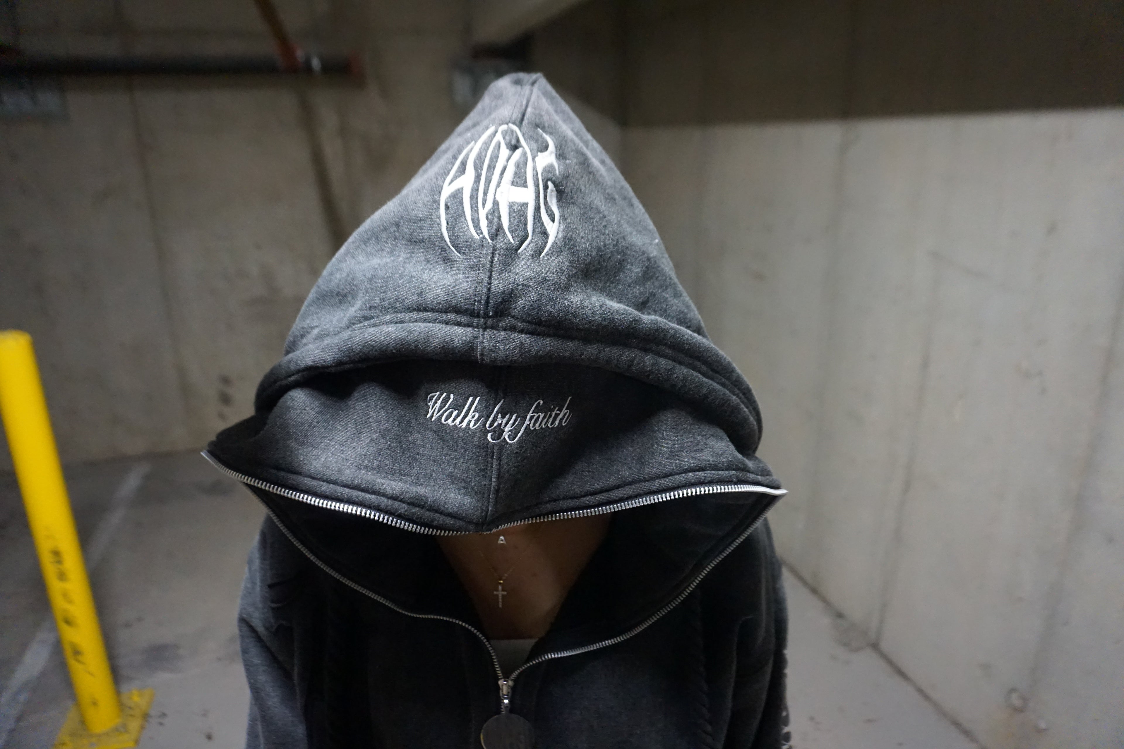 DOUBLE PORTION ZIP UP